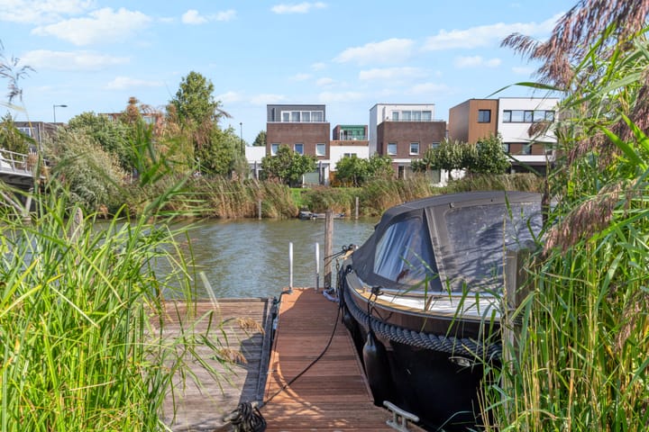 Tussenwoning te koop: Lisdoddelaan 137, Amsterdam