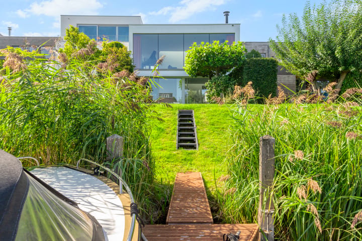 Tussenwoning te koop: Lisdoddelaan 137, Amsterdam