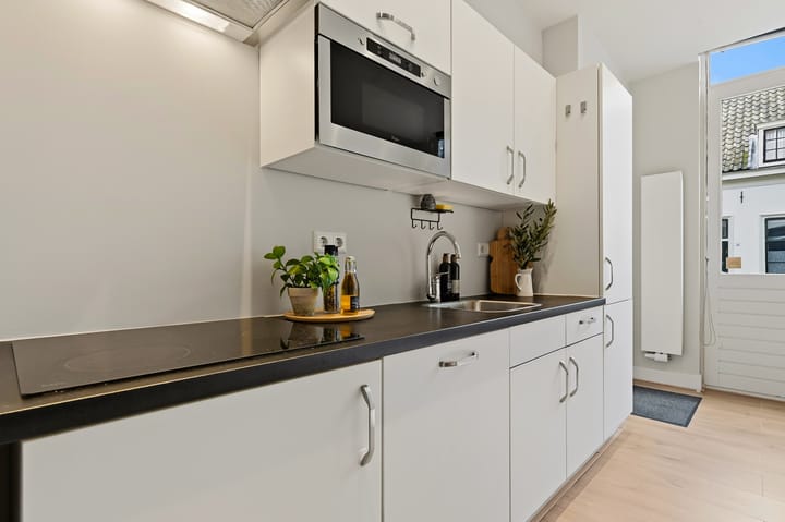 Studio te koop: Hoge Zand 1C, 'S-Gravenhage