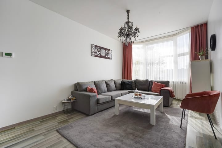 Appartement te koop: Monstersestraat 72, 'S-Gravenhage