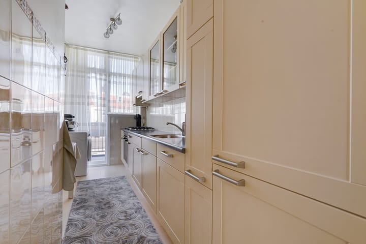 Appartement te koop: Monstersestraat 72, 'S-Gravenhage