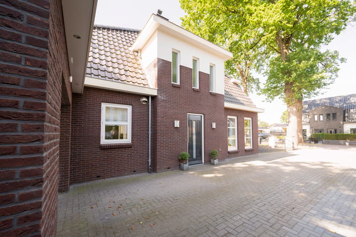 Photo 2 of Harderwijkerweg 51