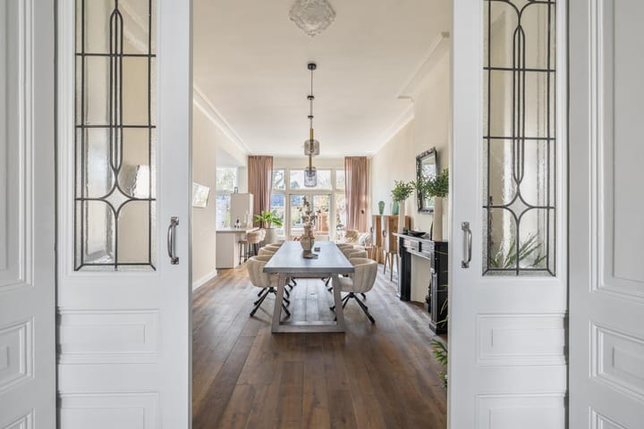 Tussenwoning te koop: Baronielaan 124, Breda