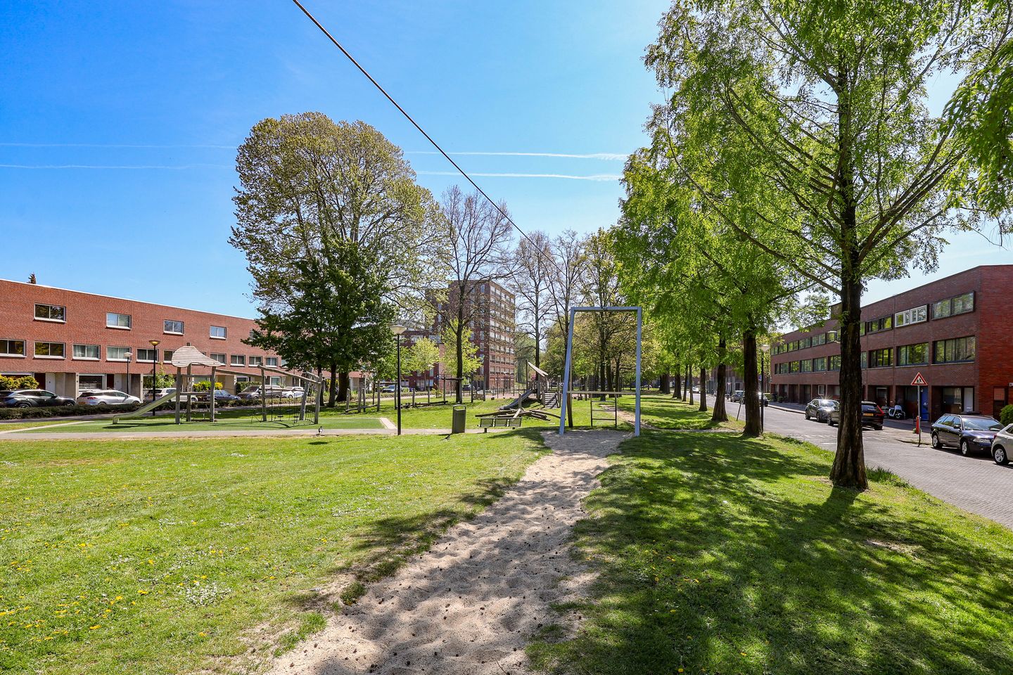 Foto 50 van Raden Adjeng Kartinistraat 65