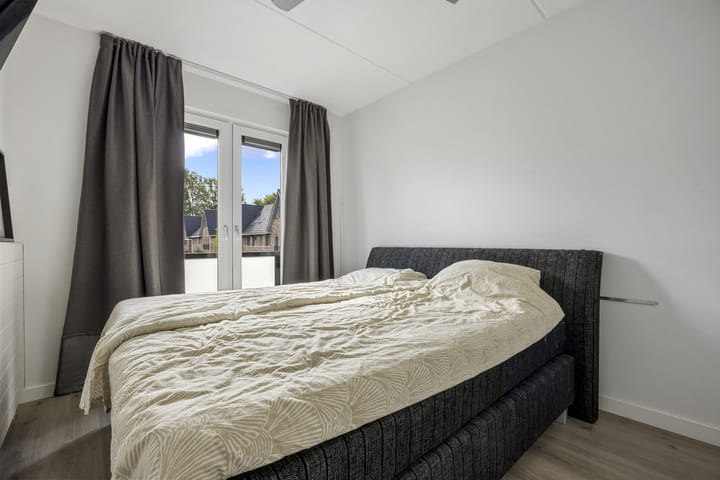 Tussenwoning te koop: Rijnlanderlaan 22, Barneveld