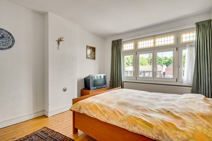 Hoekwoning te koop: Parallelweg 40, Meerssen
