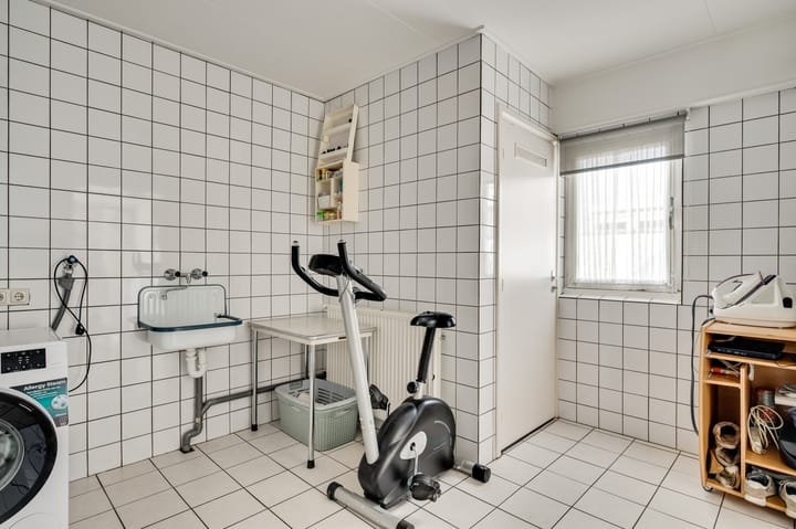 Hoekwoning te koop: Parallelweg 40, Meerssen