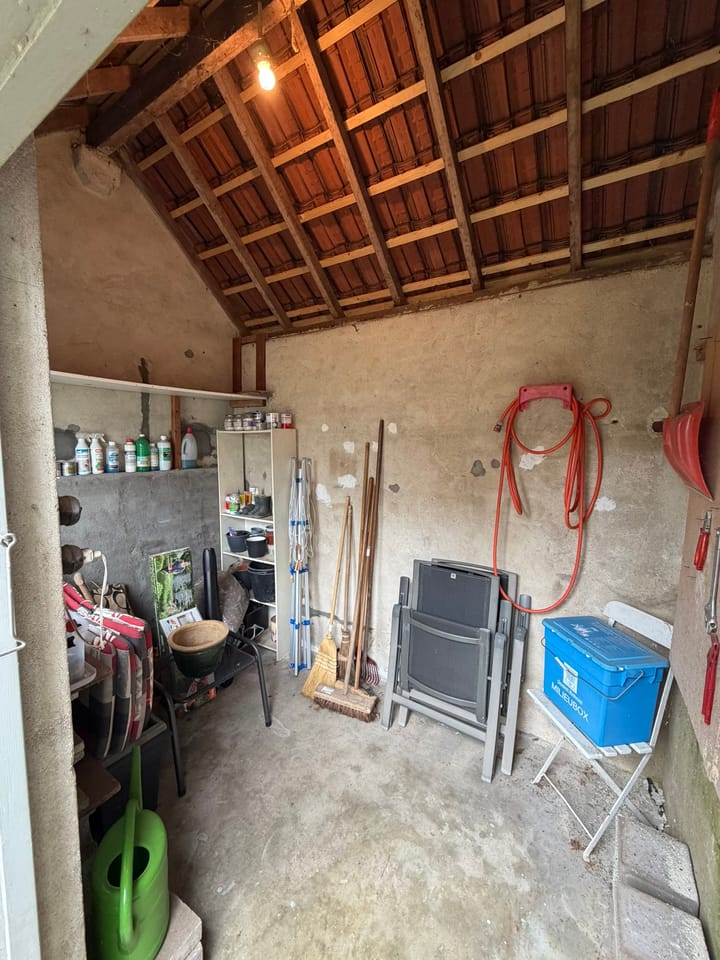 Hoekwoning te koop: Pater van den Heuvelstraat 6, Roermond