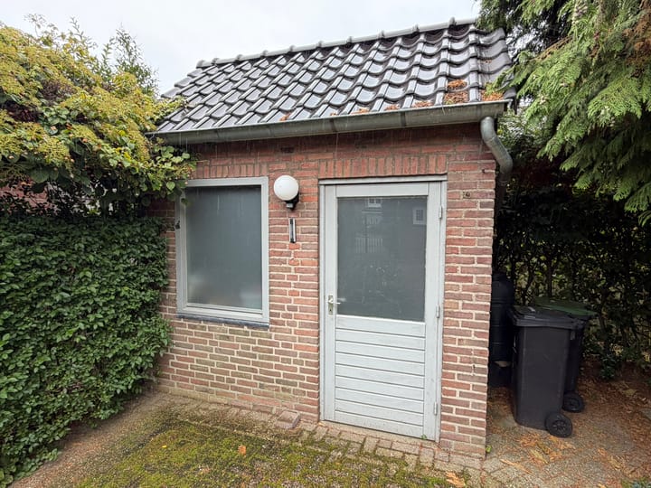 Hoekwoning te koop: Pater van den Heuvelstraat 6, Roermond