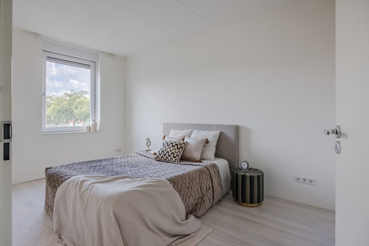 Tussenwoning te koop: Sint Pieterspark 14, Tilburg