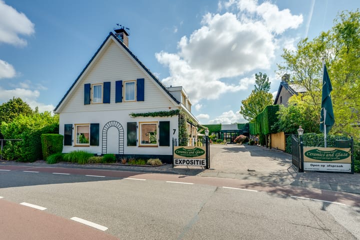 Heul 7-a, Hoeven