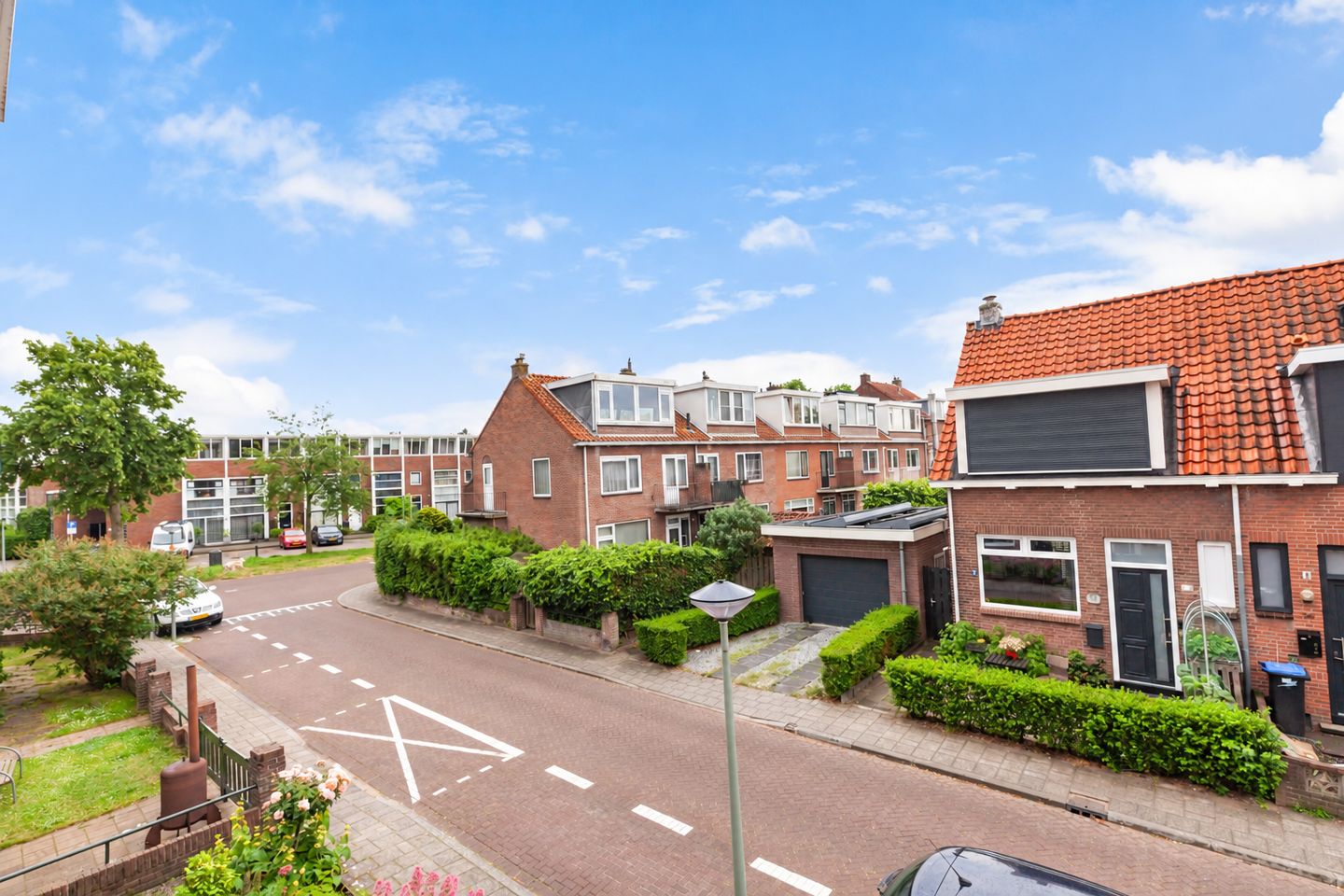 Photo 40 of Leliestraat 37