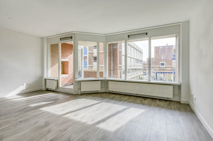 Appartement te huur: Gevers Deynootplein 160, 'S-Gravenhage