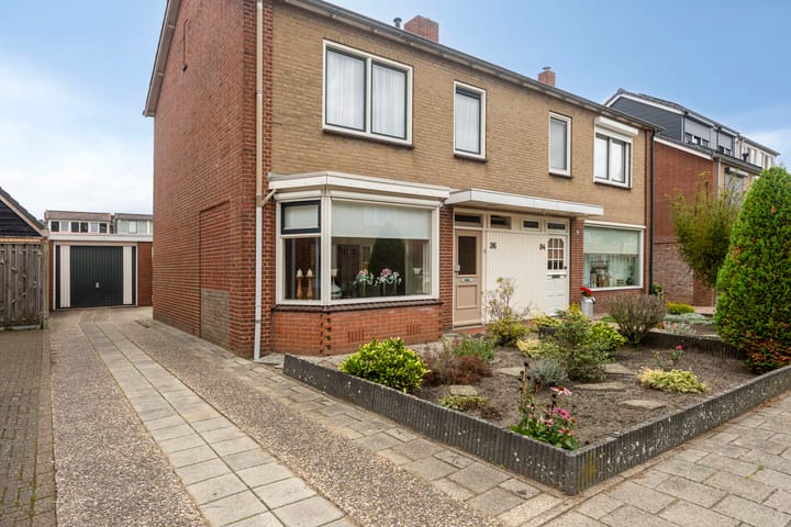 Foto 2 van Rembrandt van Rijnstraat 36