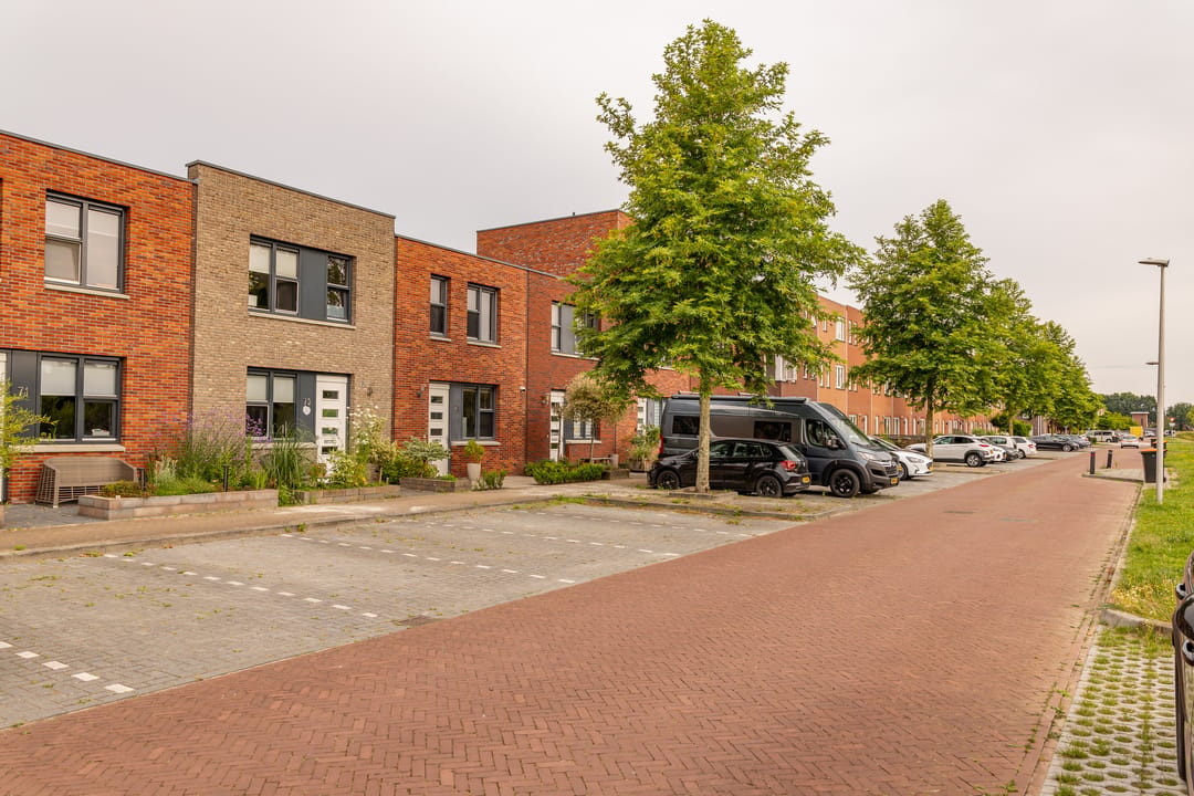 Photo 41 of Koningspage 75