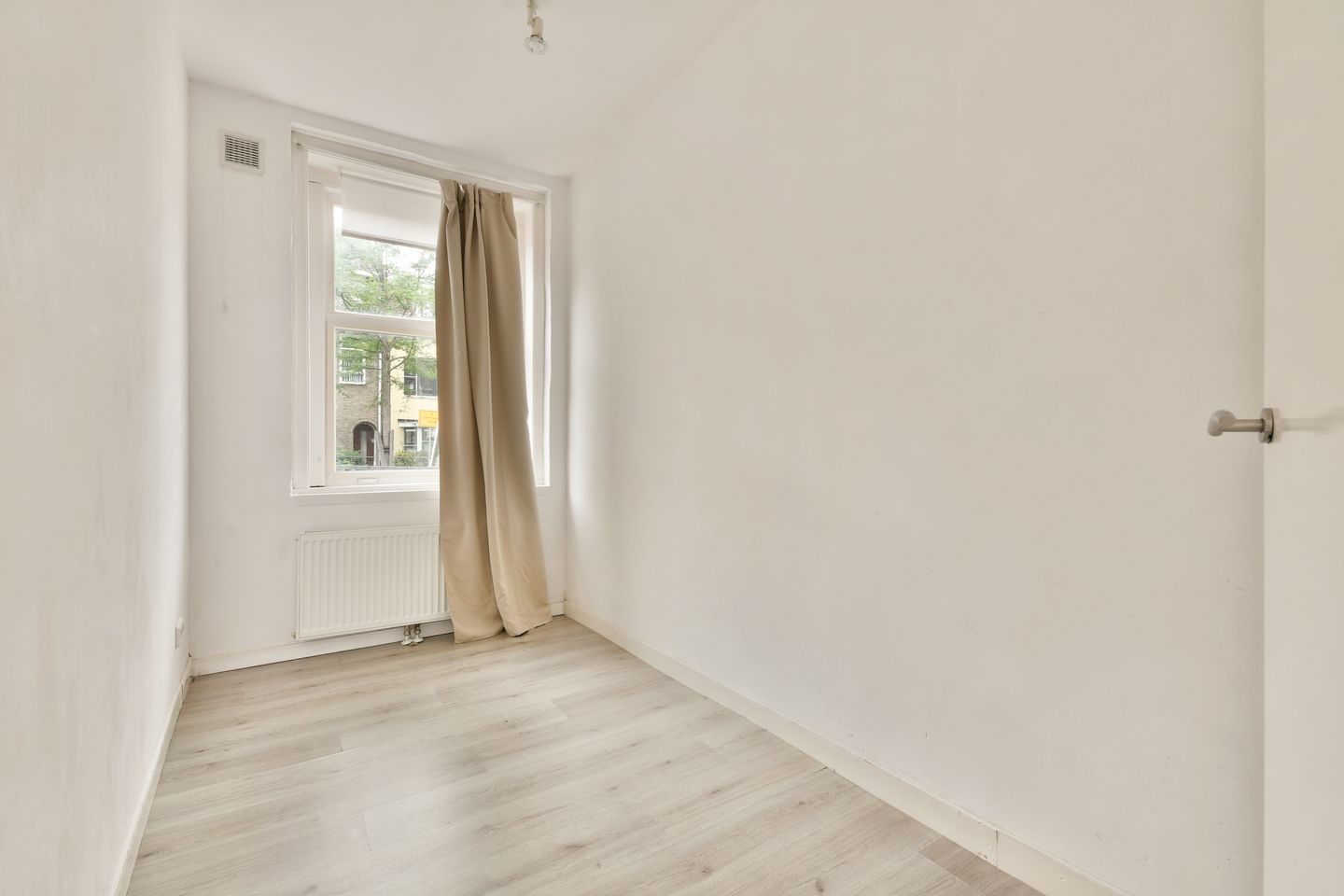 Foto 10 van Newtonstraat 64-H