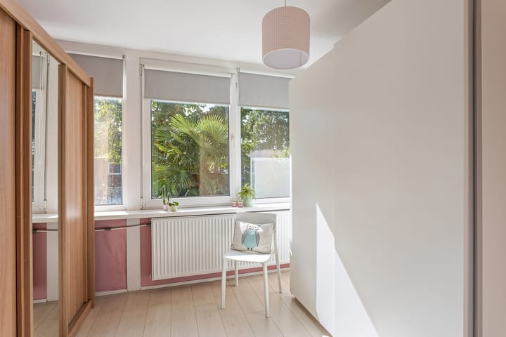 Tussenwoning te koop: Schrijversplein 4, Borne