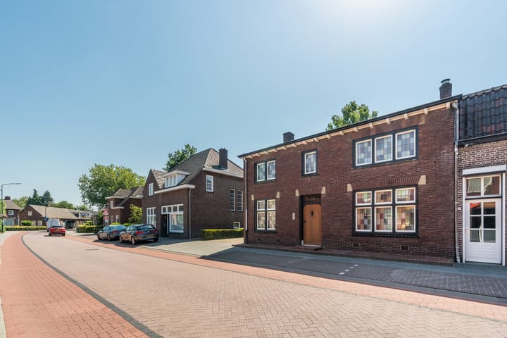 Tussenwoning te koop: Dorpstraat 11, Leende