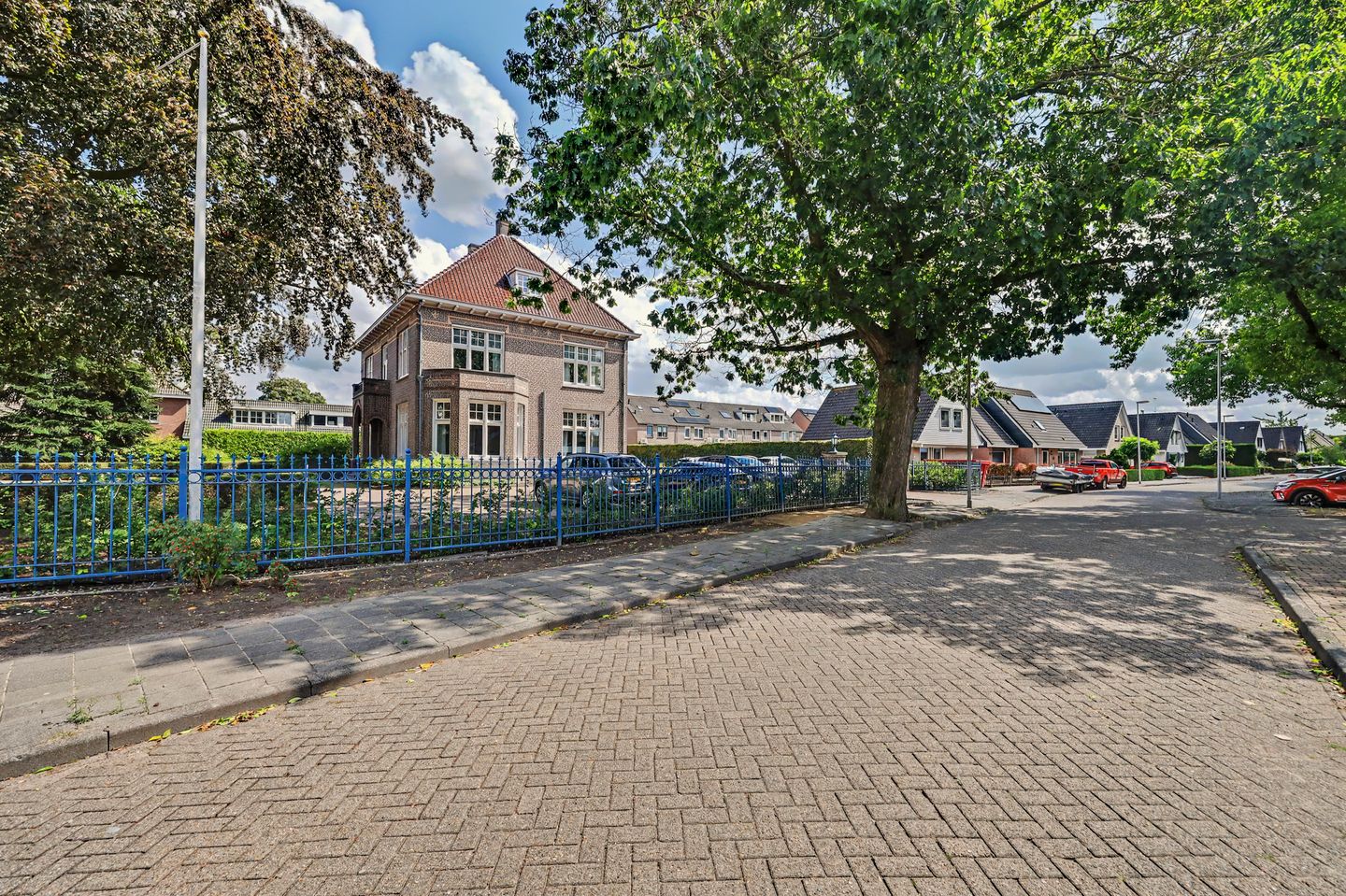 View photo 2 of Wolput 39
