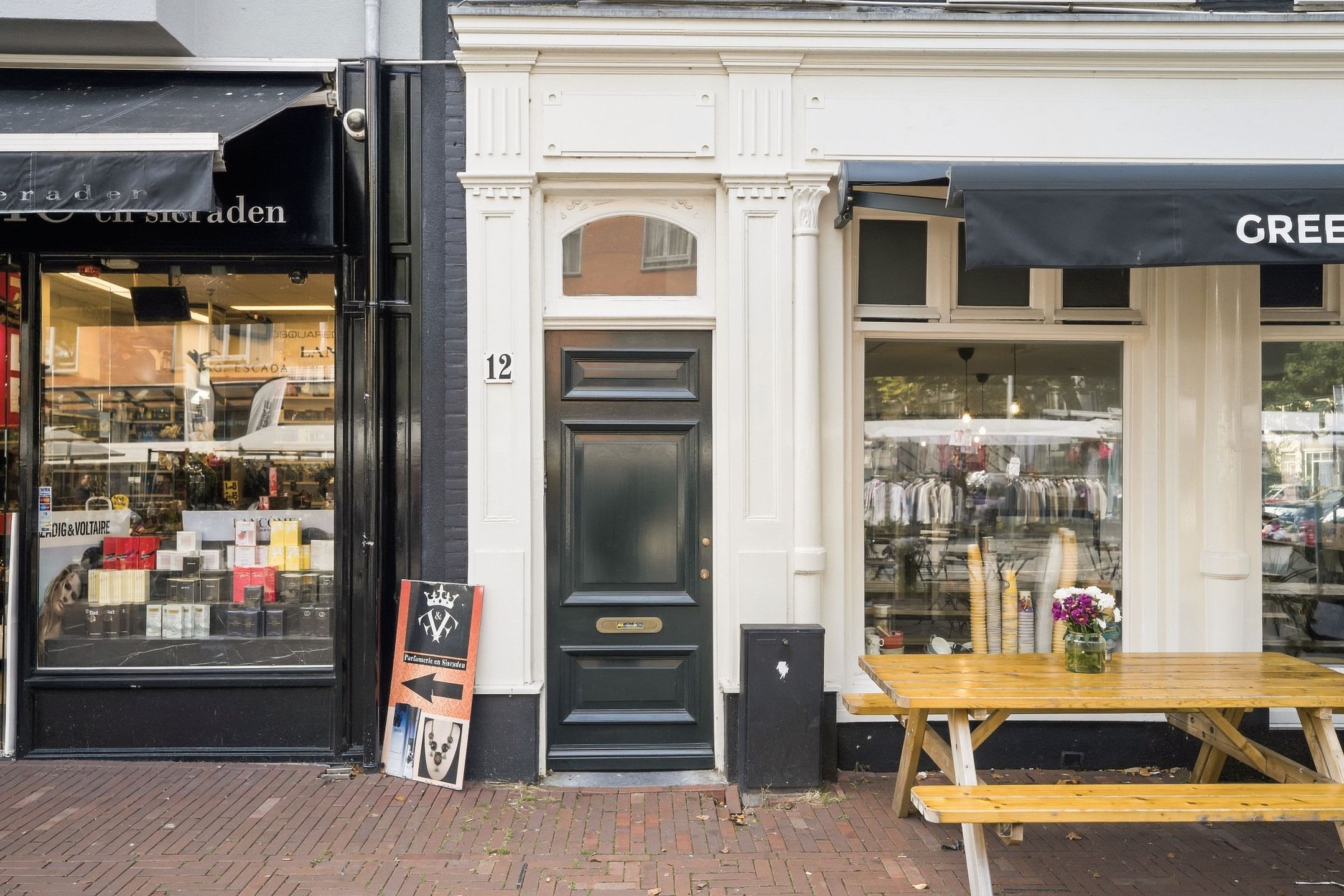 Photo 24 of Dapperstraat 12-1