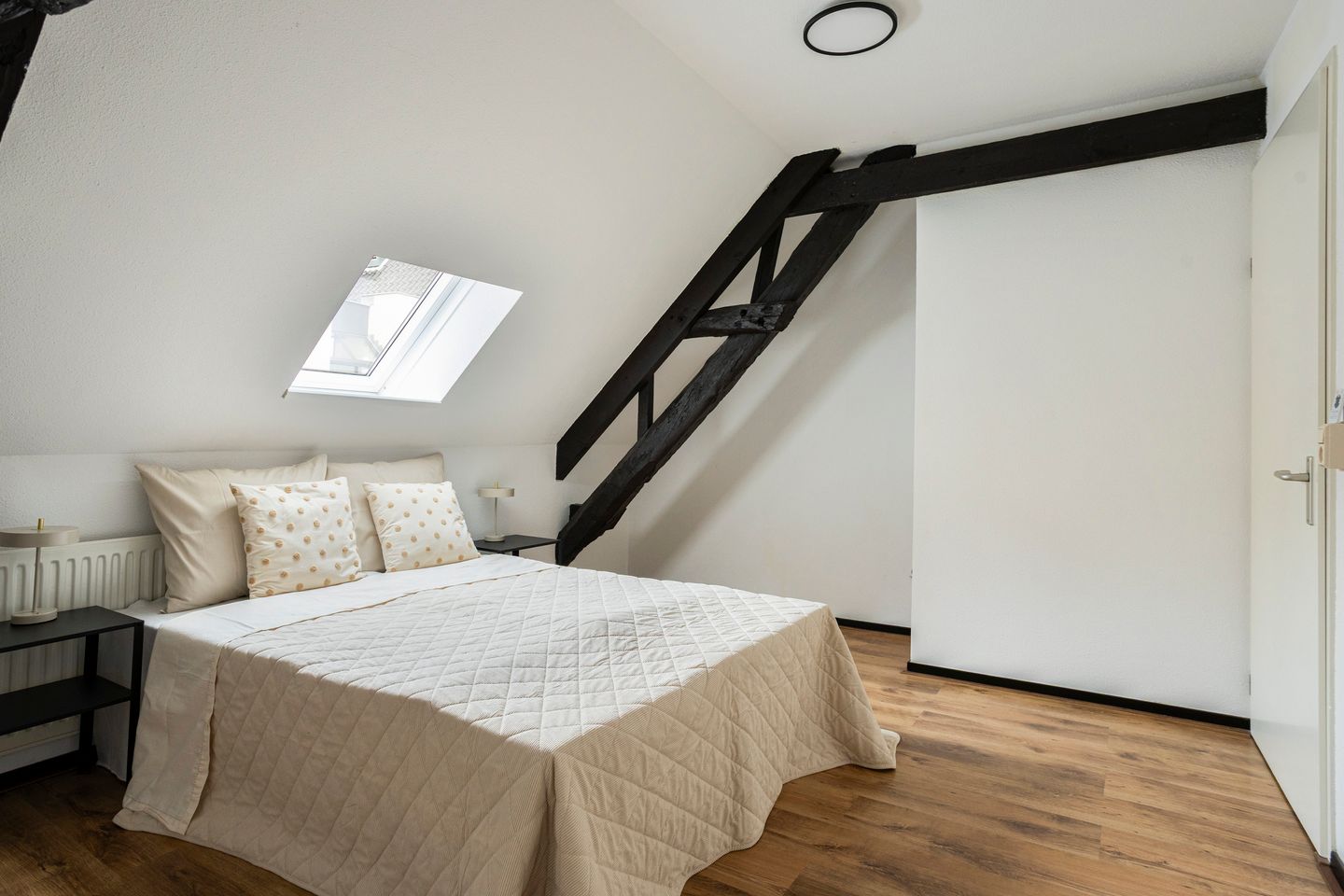 Photo 4 of Dirk van Ameydenstraat 1