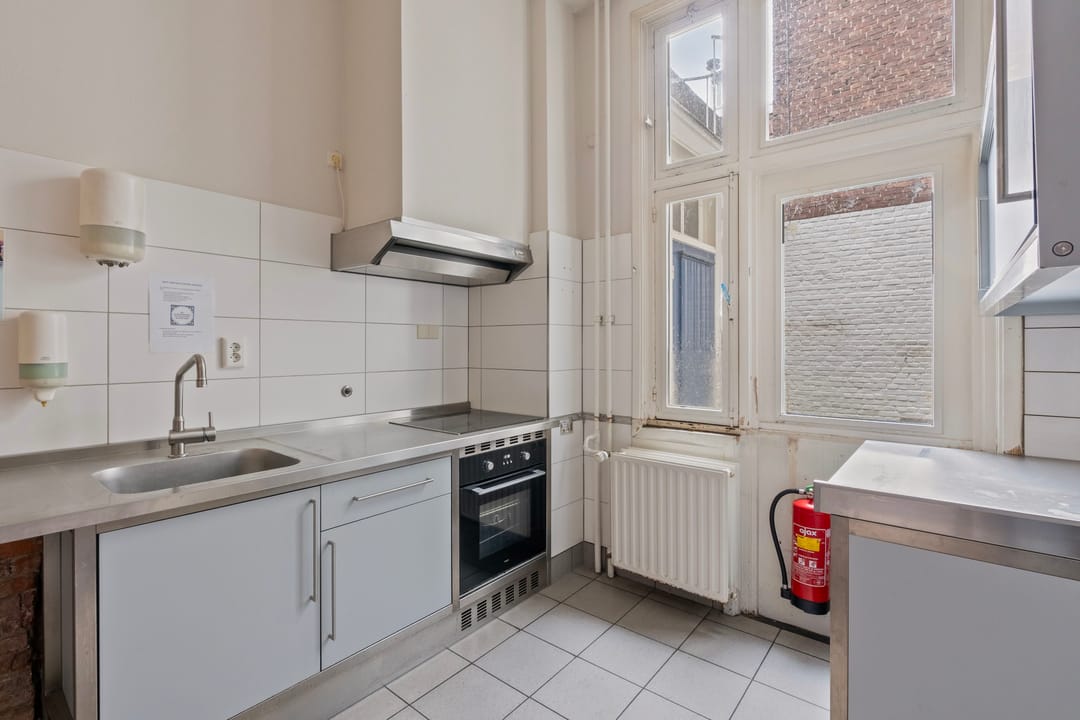 Photo 7 of Louis Loyensstraat 26