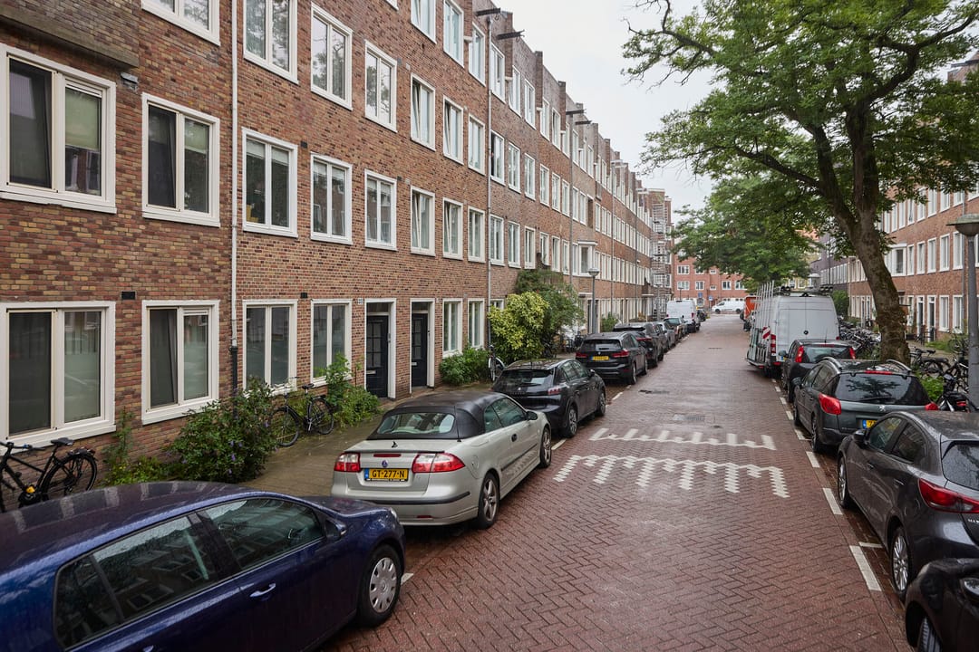 Foto 47 van Van Spilbergenstraat 24-2