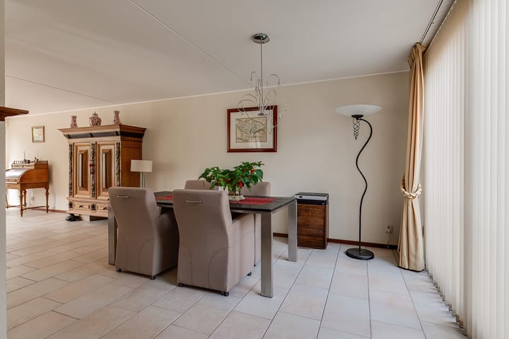 Vrijstaande woning te koop: G.H.C.F. Siebrandsstraat 6, Meteren