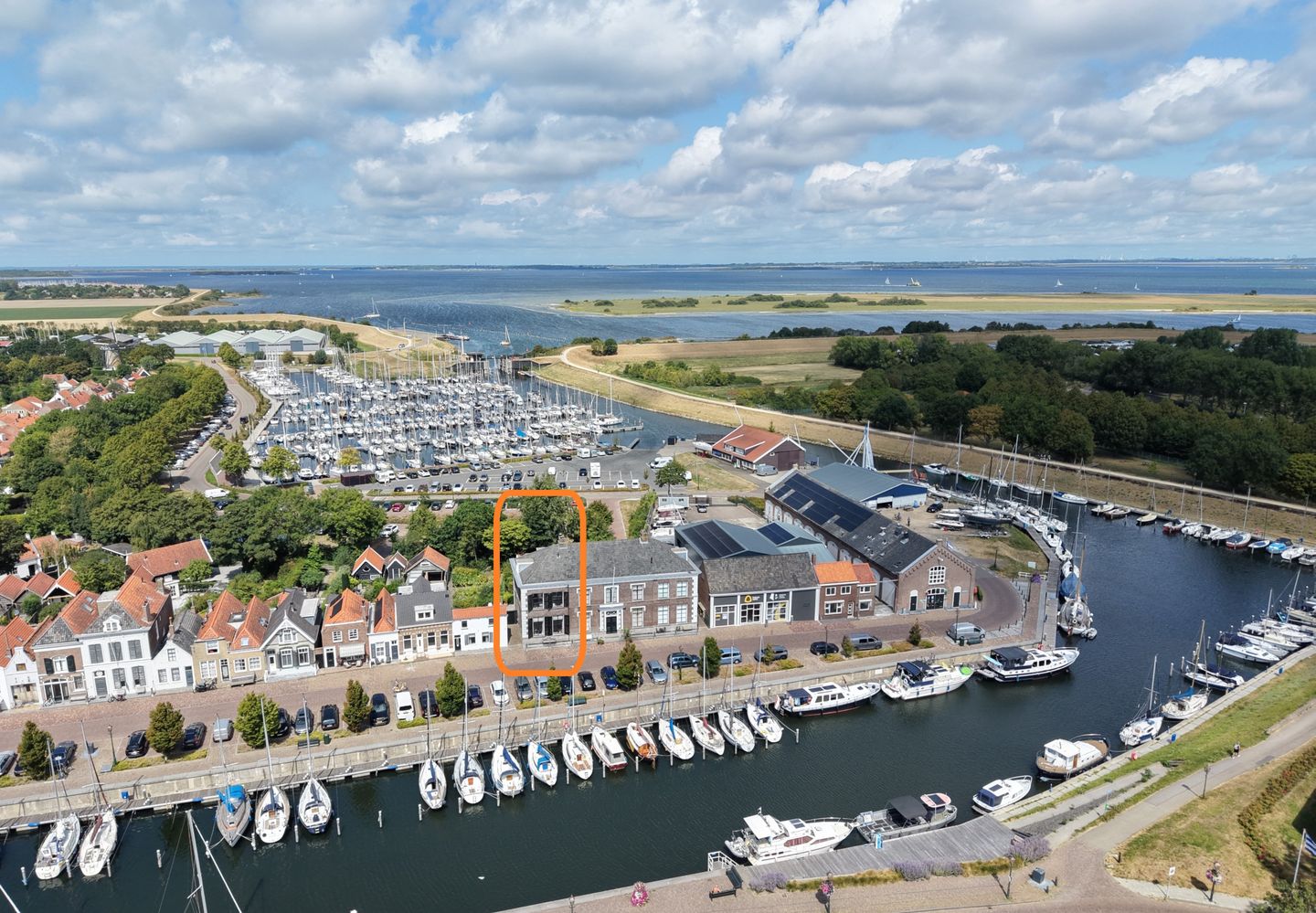 Foto 1 van Haven Noordzijde 33