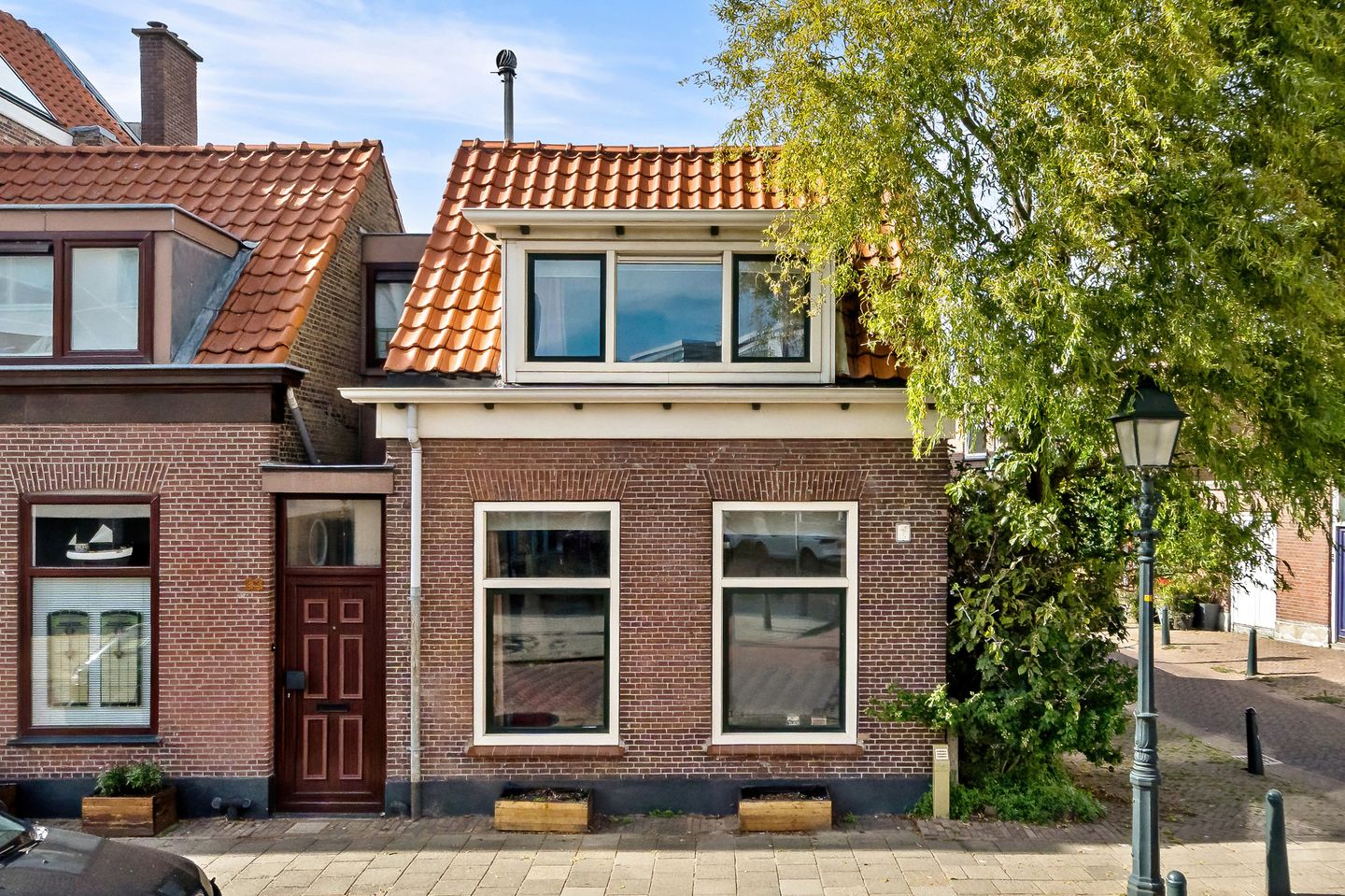 Foto 1 van Roerstraat 31
