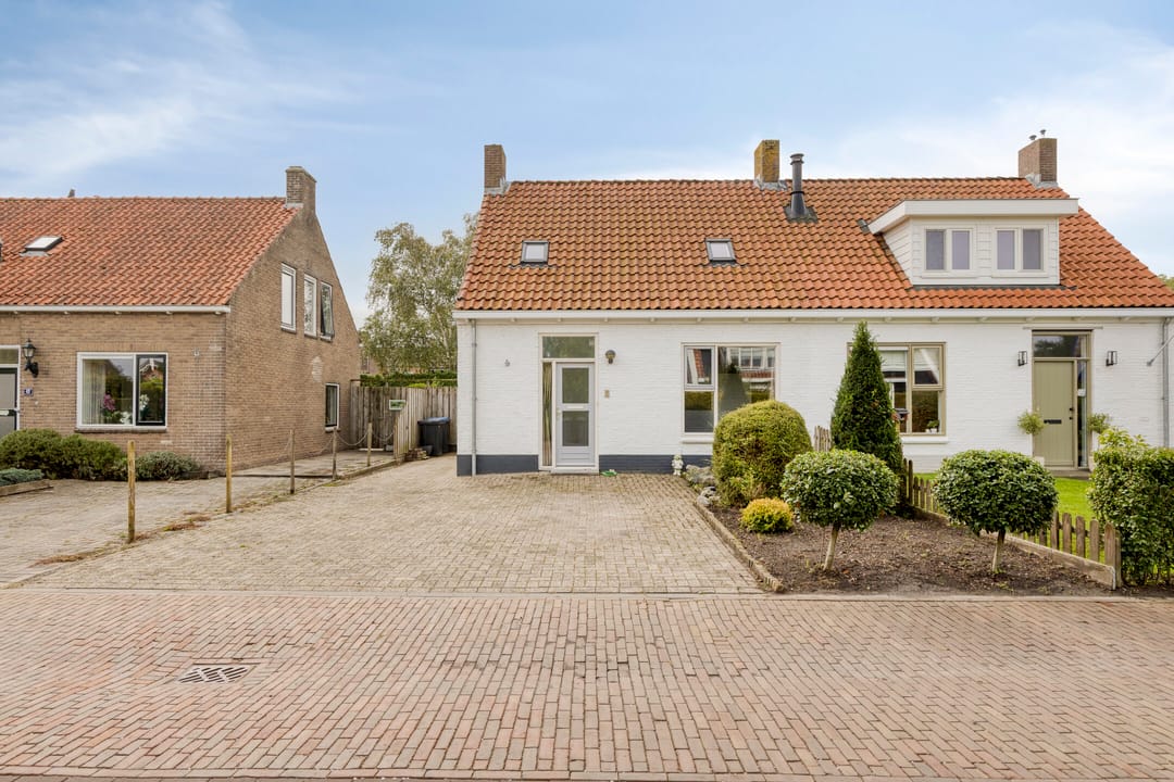 Foto 1 van Dorpsstraat 45