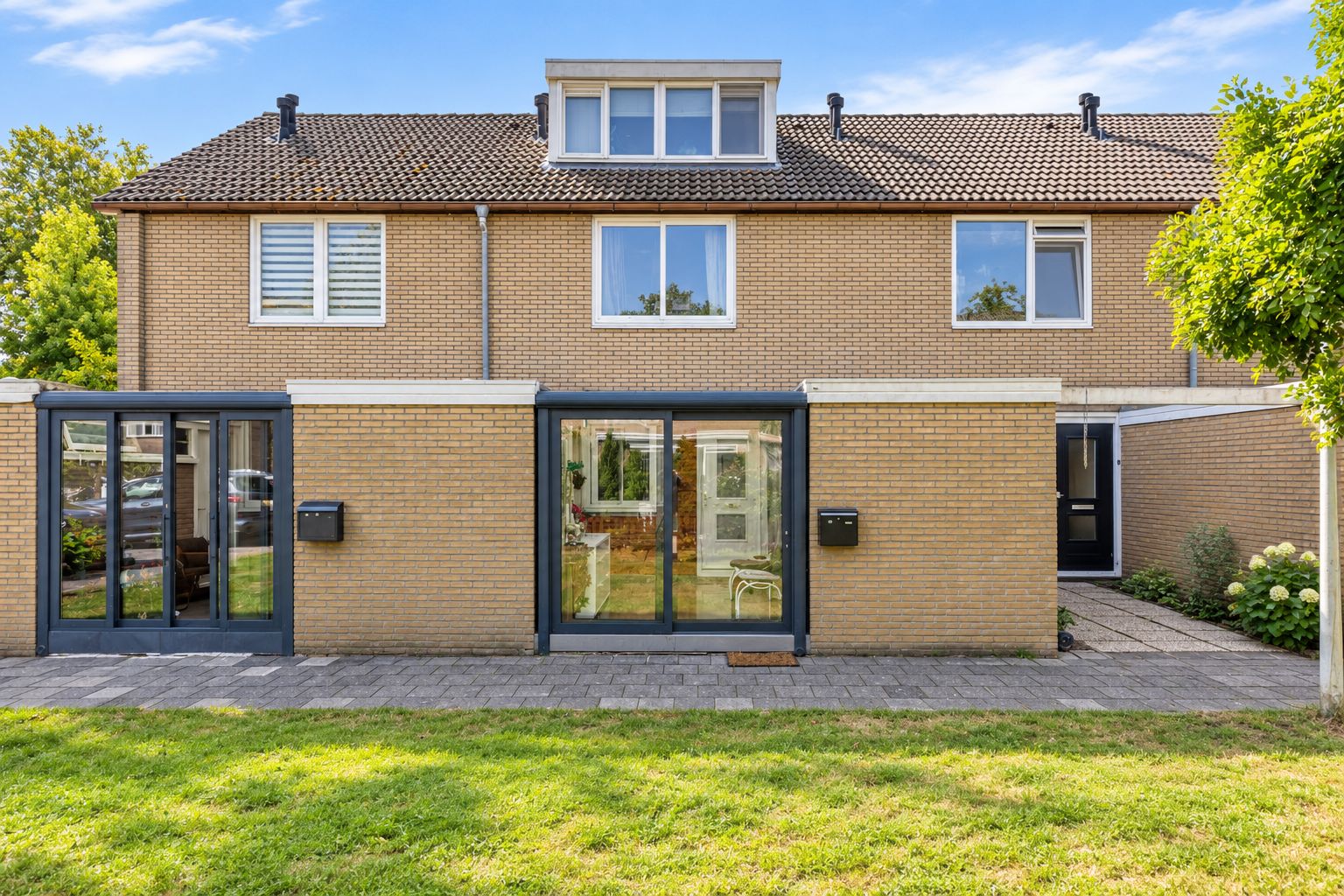 Pinasstraat 8 