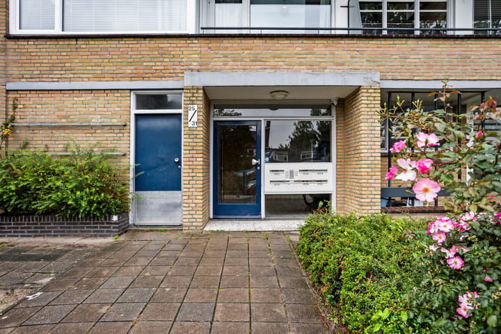 Appartement te koop: Schubertplantsoen 31, Voorschoten