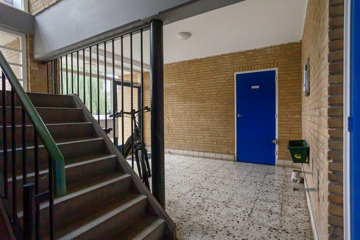 Appartement te koop: Schubertplantsoen 31, Voorschoten
