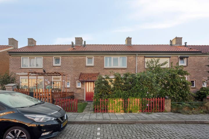 Tussenwoning te koop: Ratelaarstraat 15, Arnhem