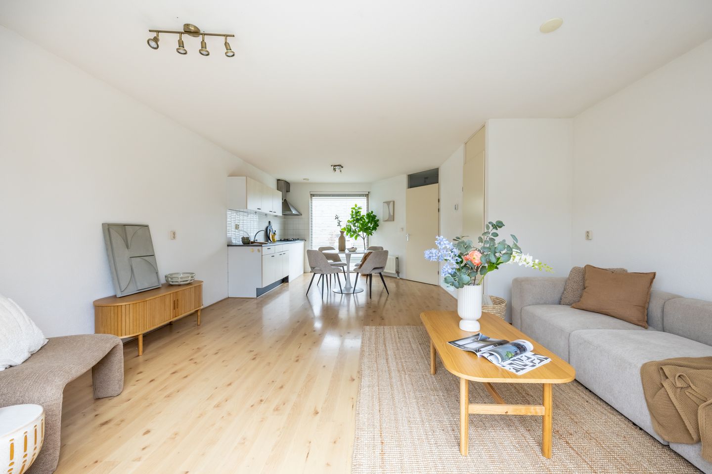 Photo 4 of J. Paxtonstraat 24