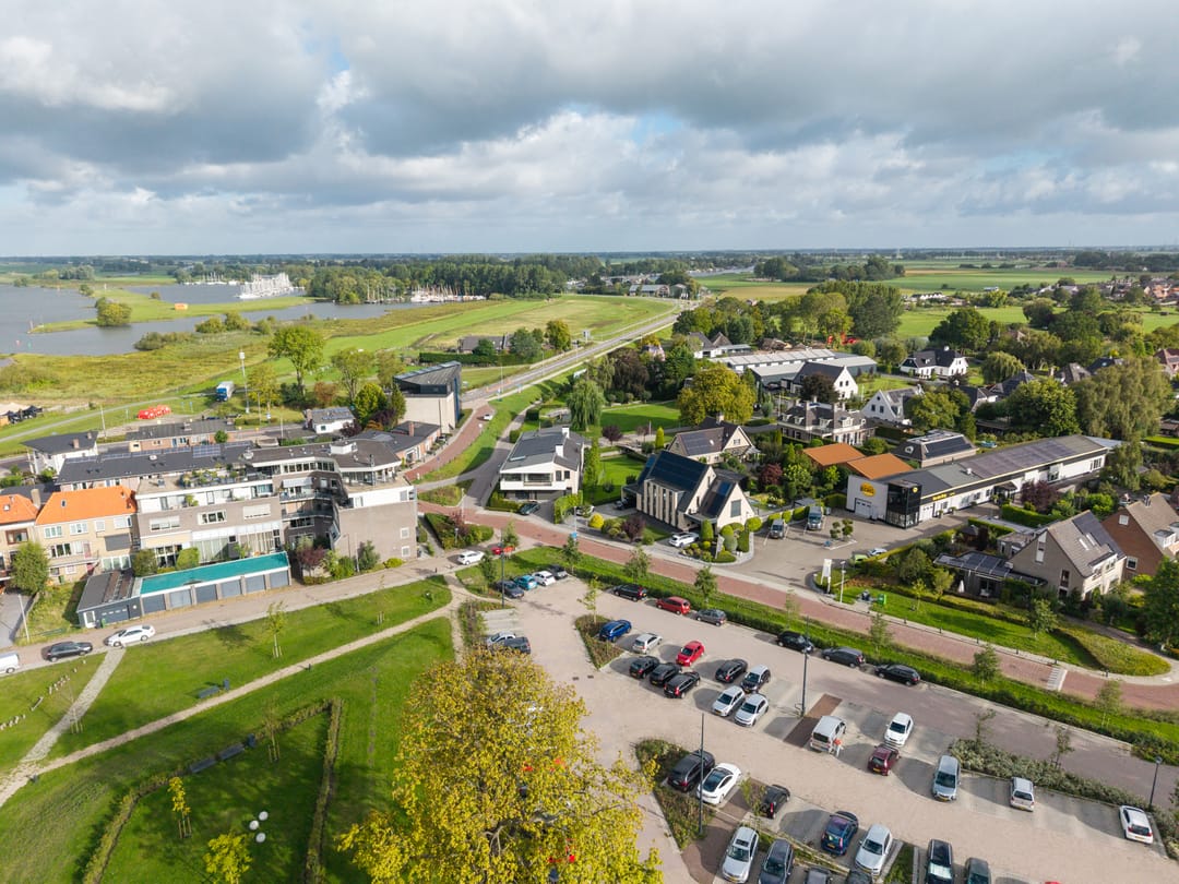 Foto 41 van Sportlaan 1