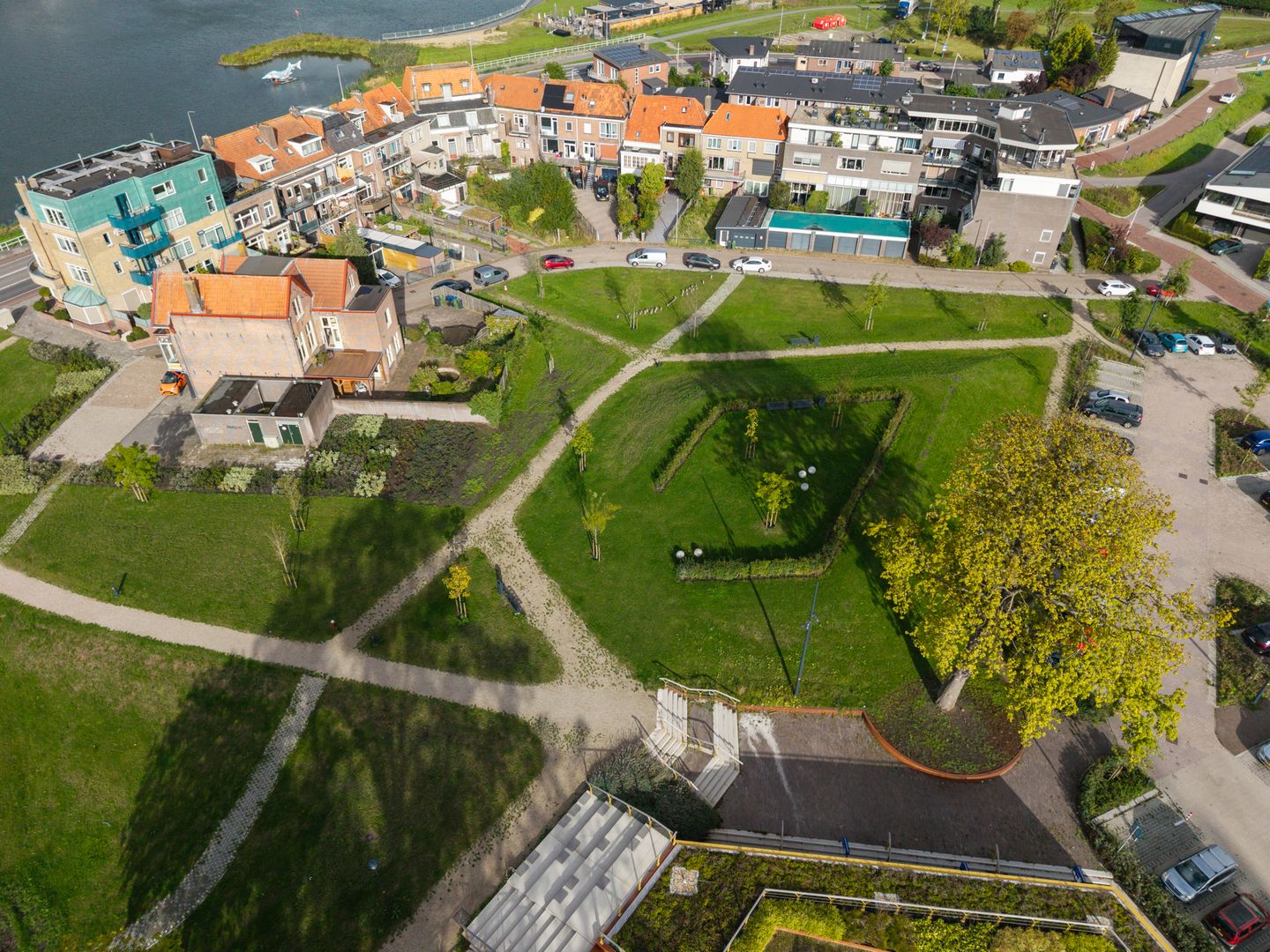 Foto 40 van Sportlaan 1