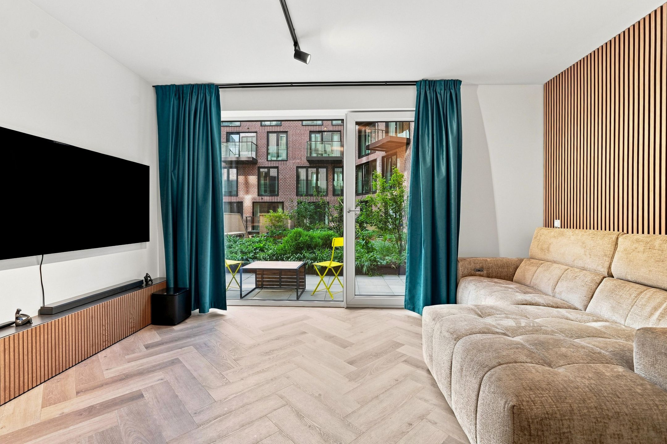Appartement Burnhamstraat 143