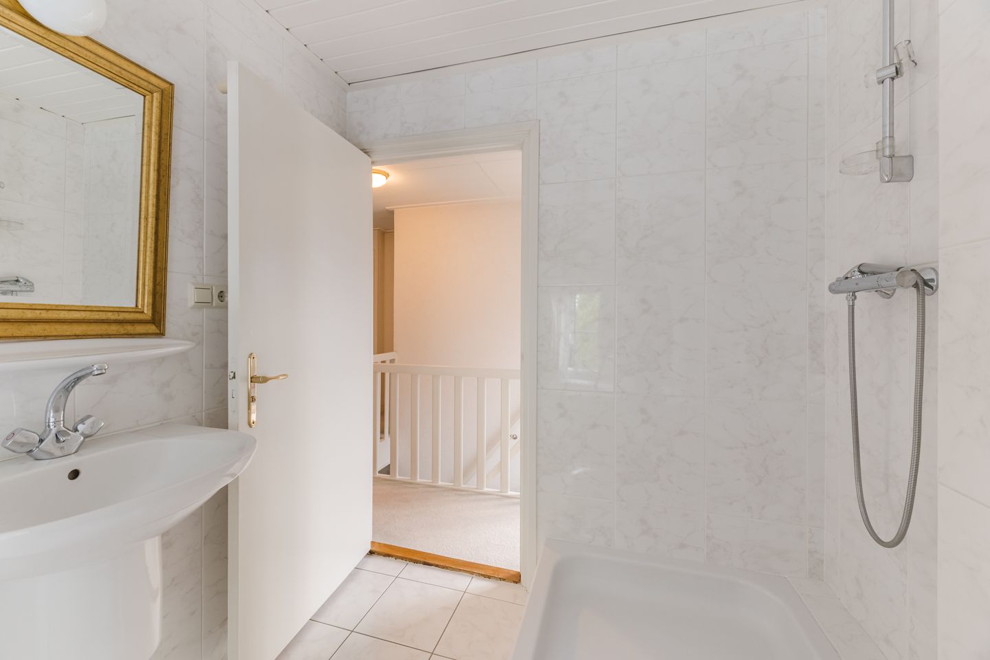 Photo 29 of Dorpstraat 9