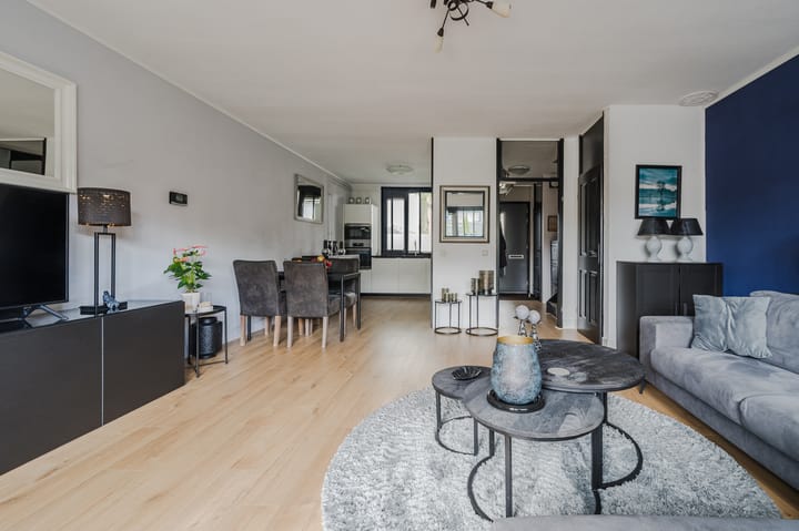 Hoekwoning te koop: Bachbaan 63, Spijkenisse