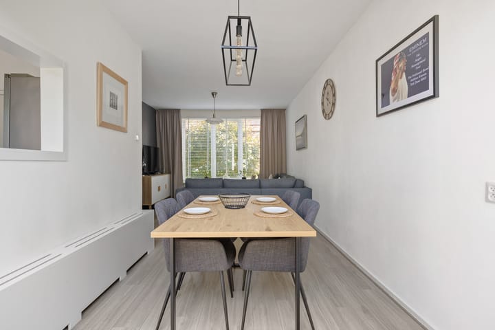 Tussenwoning te koop: Seinehof 18, Veldhoven