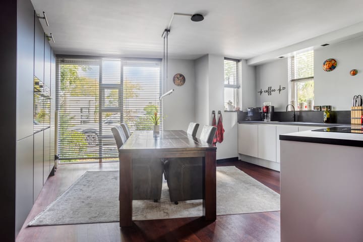 Tussenwoning te koop: Klimopberg 73, Roosendaal