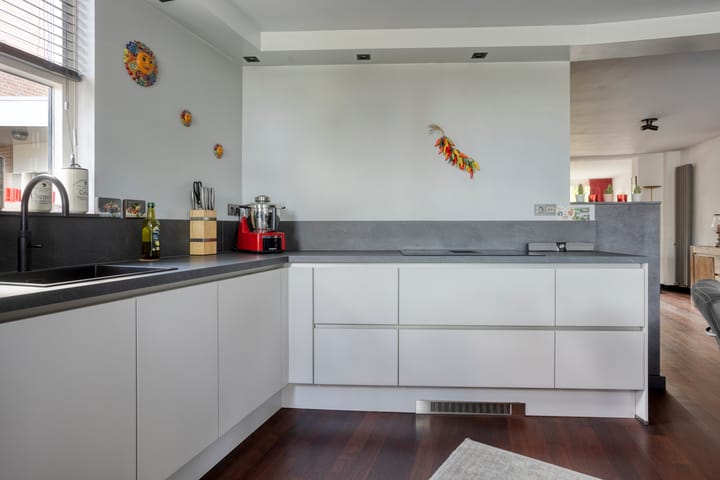 Tussenwoning te koop: Klimopberg 73, Roosendaal