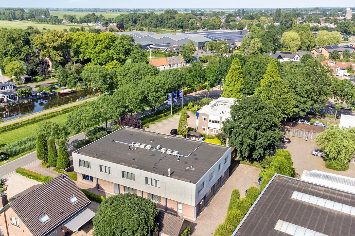 Bekijk foto 2 van Barwoutswaarder 41