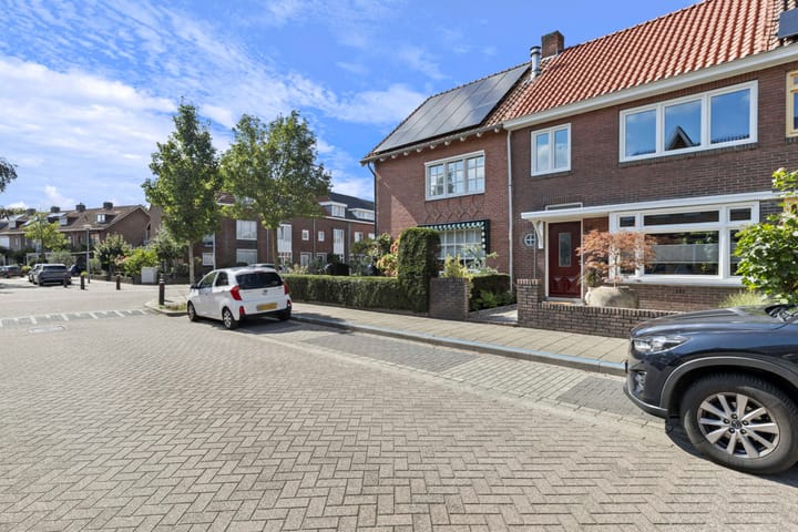 Foto 4 van Waldeck Pyrmontstraat 20