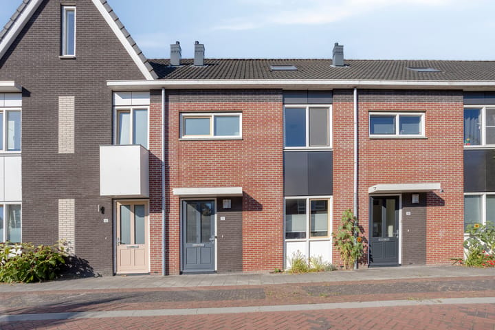 Tussenwoning te koop: Het Vledder 15, Meppel