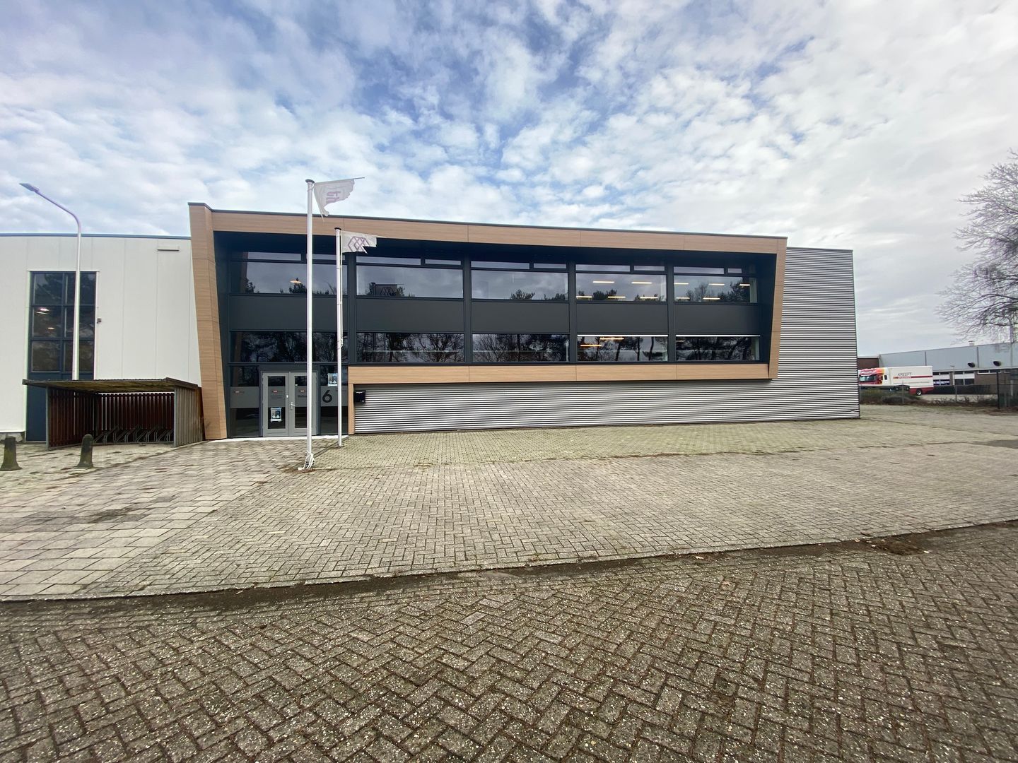 Bekijk foto 2 van De Nieuwe Haven 6