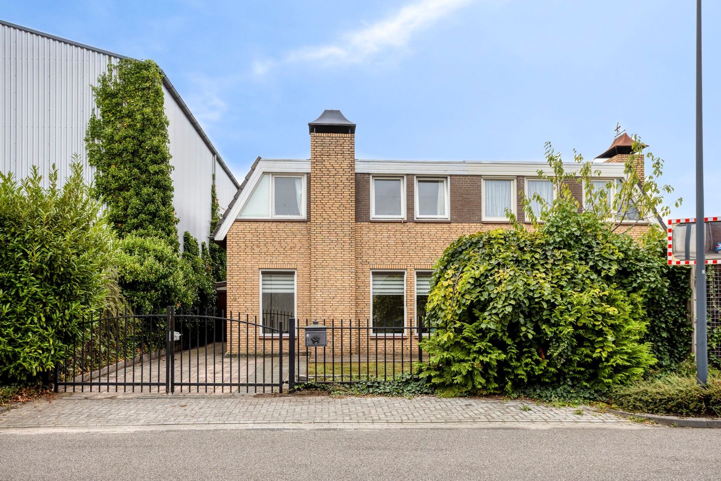 Bekijk foto 1 van Handelsweg 6