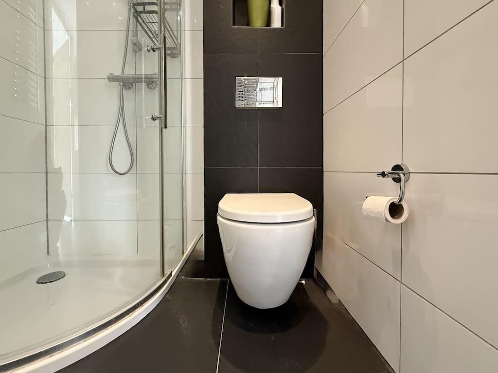 Photo 14 of Van der Veerelaan 45